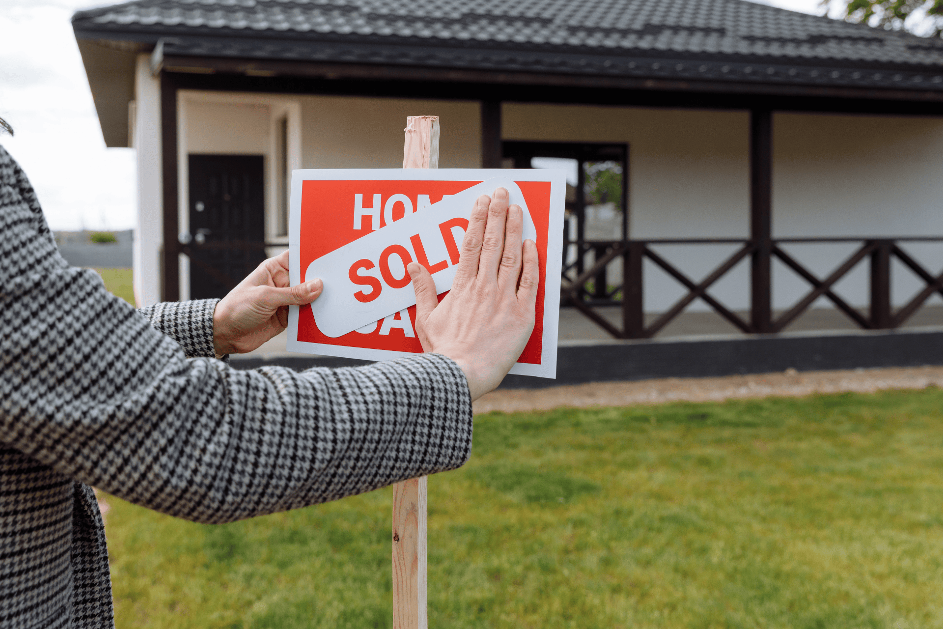 Divorce and Selling a House in Arkansas: What to Expect